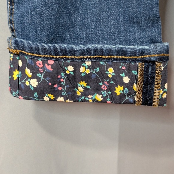 D&Co Size 12 Cuffed Jeans – Floral Lining, Mid Wash Denim - Picture 2 of 2